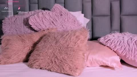 Vivi online show from 10.06.25