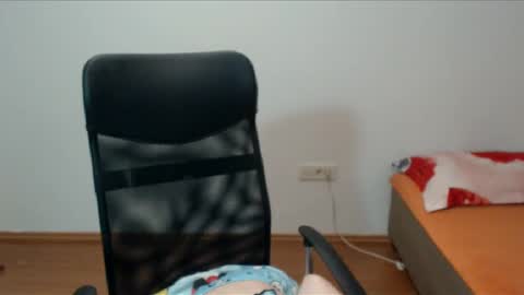 Vivian Gray online show from 12.05.24