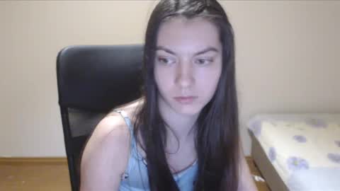 Vivian Gray online show from 12.25.24