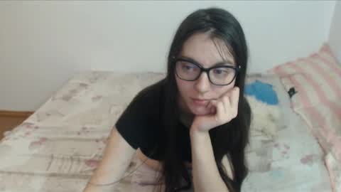 Vivian Gray online show from 10.06.25