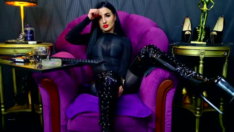 Vivian Reeve online show from 12.09.24