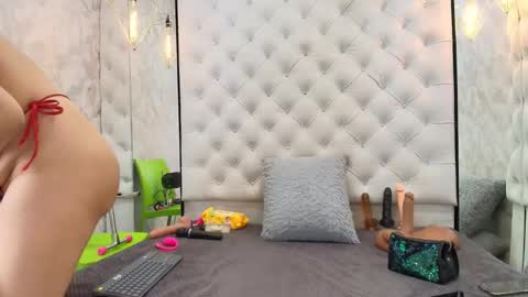 VivianRose online show from 03.23.26