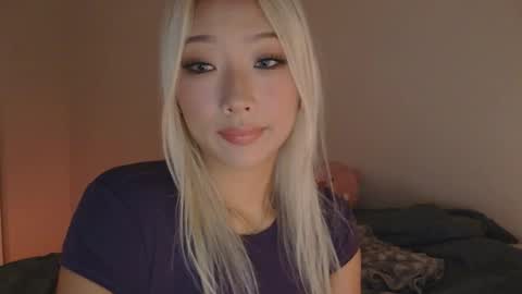 vivianwinters online show from 11.03.25