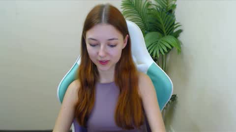 Vivien online show from 12.04.24