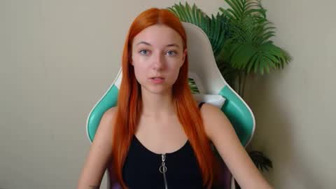 Vivien online show from 11.05.25