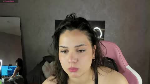 vivien_ross online show from 05.06.26