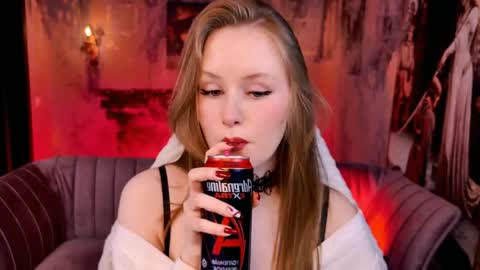 Vivien online show from 04.21.26