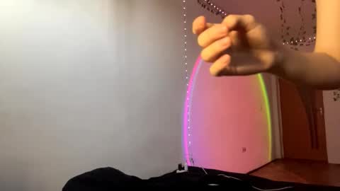 Vivi online show from 11.13.25