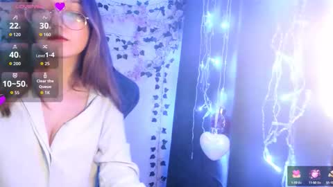 vivivivikkie online show from 10.09.25