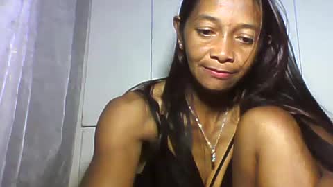 Snapshot of vixen_lina chatting on 06.16.26 vixen_lina online show from 06.16.26