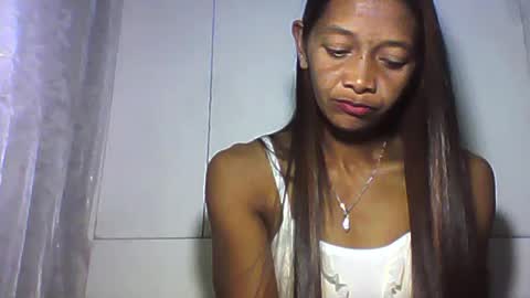 Snapshot of vixen_lina chatting on 06.27.26 vixen_lina online show from 06.27.26