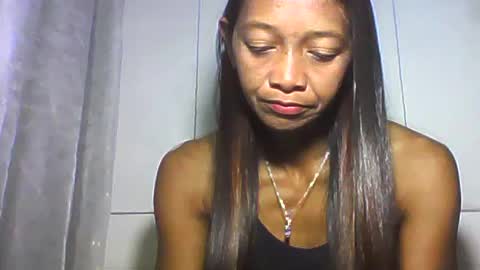Snapshot of vixen_lina chatting on 06.29.26 vixen_lina online show from 06.29.26