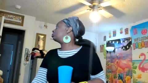 Snapshot of vixenfyre chatting on 06.20.26 Vixen Fyre online show from 06.20.26