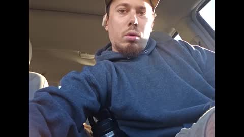 Snapshot of vl2992 chatting on 10.17.25 vl2992 online show from 10.17.25