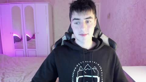 Snapshot of vlad1605 chatting on 12.26.24 Martin online show from 12.26.24