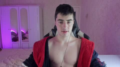 Snapshot of vlad1605 chatting on 12.30.24 Martin online show from 12.30.24