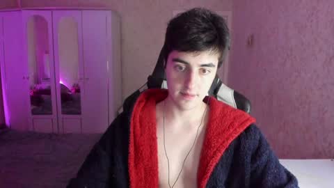 Snapshot of vlad1605 chatting on 02.08.25 Martin online show from 02.08.25