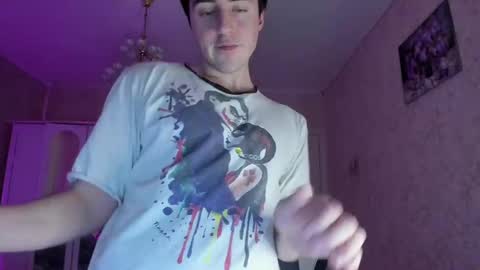 Snapshot of vlad1605 chatting on 02.09.25 Martin online show from 02.09.25