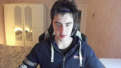 Snapshot of vlad1605 chatting on 02.16.25 Martin online show from 02.16.25