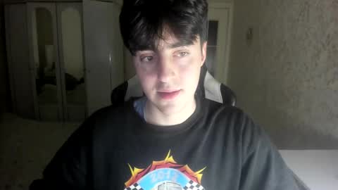 Snapshot of vlad1605 chatting on 10.26.25 Martin online show from 10.26.25