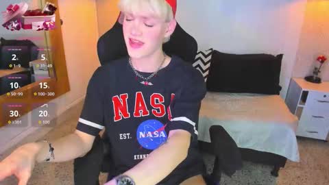 Snapshot of vladhellsing4 chatting on 02.23.26 Vlad online show from 02.23.26