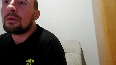 Snapshot of vladumyr chatting on 11.24.25 vladumyr online show from 11.24.25