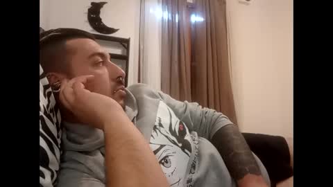 Snapshot of volpecesare419 chatting on 03.01.25 volpecesare419 online show from 03.01.25