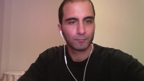 Snapshot of volve5 chatting on 04.19.26 volve5 online show from 04.19.26