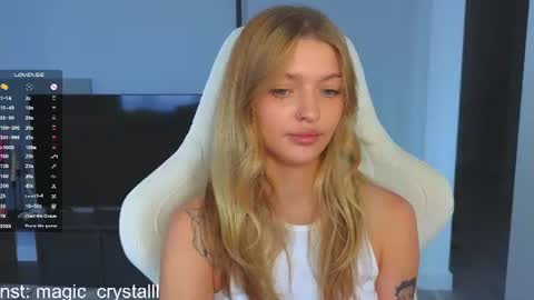 Snapshot of vopooo chatting on 07.26.26 Aliceinst magic crystalll online show from 07.26.26