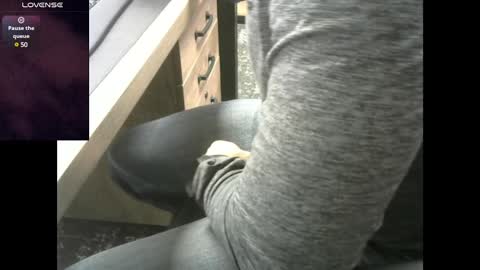 Snapshot of voterki796 chatting on 01.09.25 voterki796 online show from 01.09.25