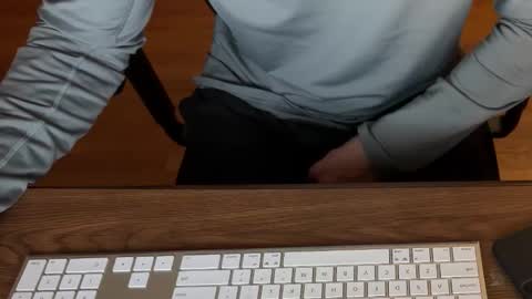 Snapshot of voterki796 chatting on 12.17.25 voterki796 online show from 12.17.25