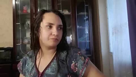 voulezvous_angel online show from 02.04.26