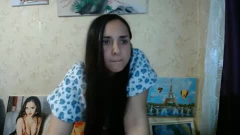 Snapshot of voulezvous_angel chatting on 06.19.26 voulezvous_angel online show from 06.19.26