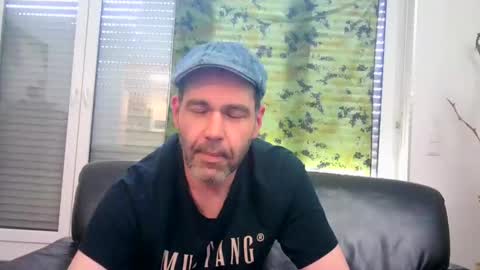 voyeuredeluxe online show from 01.08.26