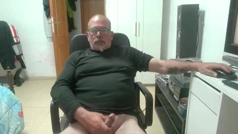 Snapshot of vuda77 chatting on 03.30.26 oscar online show from 03.30.26