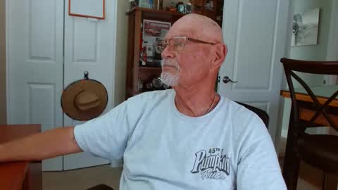 Vueuorme online show from 09.28.25