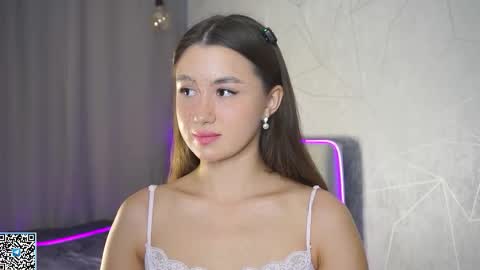 Snapshot of vvilly_wonka chatting on 10.09.25 Ethal - thank you for thumb up online show from 10.09.25