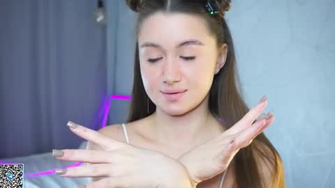 Snapshot of vvilly_wonka chatting on 11.16.25 Ethal - thank you for thumb up online show from 11.16.25