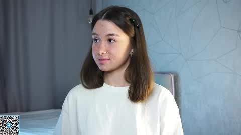 Snapshot of vvilly_wonka chatting on 11.24.25 Ethal - thank you for thumb up online show from 11.24.25