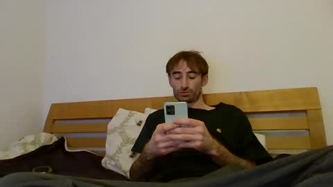 Snapshot of vwelad6969 chatting on 01.05.25 hung boy online show from 01.05.25