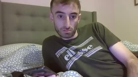 Snapshot of vwelad6969 chatting on 02.10.25 hung boy online show from 02.10.25