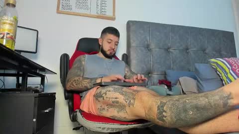 vyxen_ online show from 03.18.26