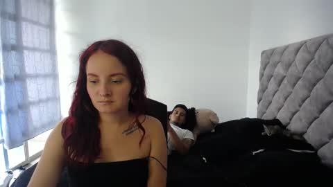 Snapshot of wade_wil chatting on 03.09.25 wade and antonella online show from 03.09.25