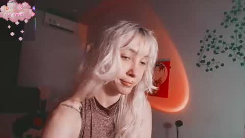 Snapshot of waifu_exe chatting on 06.10.26 Waifu exe online show from 06.10.26