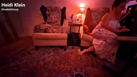 wakehimup online show from 12.19.25