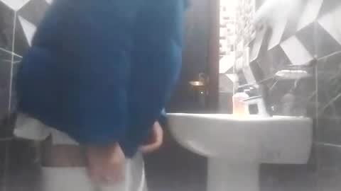 Snapshot of waleeromance chatting on 12.14.25 Hothardick online show from 12.14.25