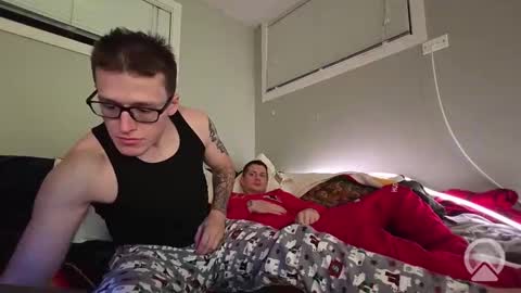 Snapshot of walkerbrett chatting on 11.03.25 walkerbrett online show from 11.03.25