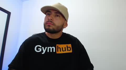 Snapshot of walter_brownn01 chatting on 01.21.25 WALTER BROWN  online show from 01.21.25