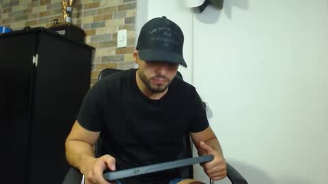 WALTER BROWN  online show from 02.09.26