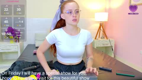 Wanda Robertss online show from 10.22.25